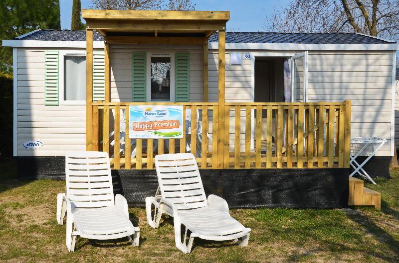 Happy Camp Mobile Homes In Domaine La Yole Camping Lodge Valras-Plage Exteriér fotografie